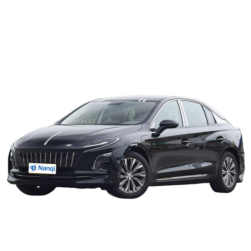 Véhicule électrique pur de luxe Hong Qi E-QM5 Nouvelle voiture énergétique