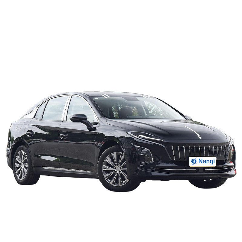 Véhicule électrique pur de luxe Hong Qi E-QM5 Nouvelle voiture énergétique