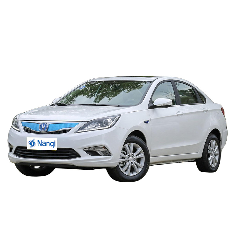 Changan EADO EV 460 Nouvelle énergie voiture électrique 4 portes 5 places Notchback