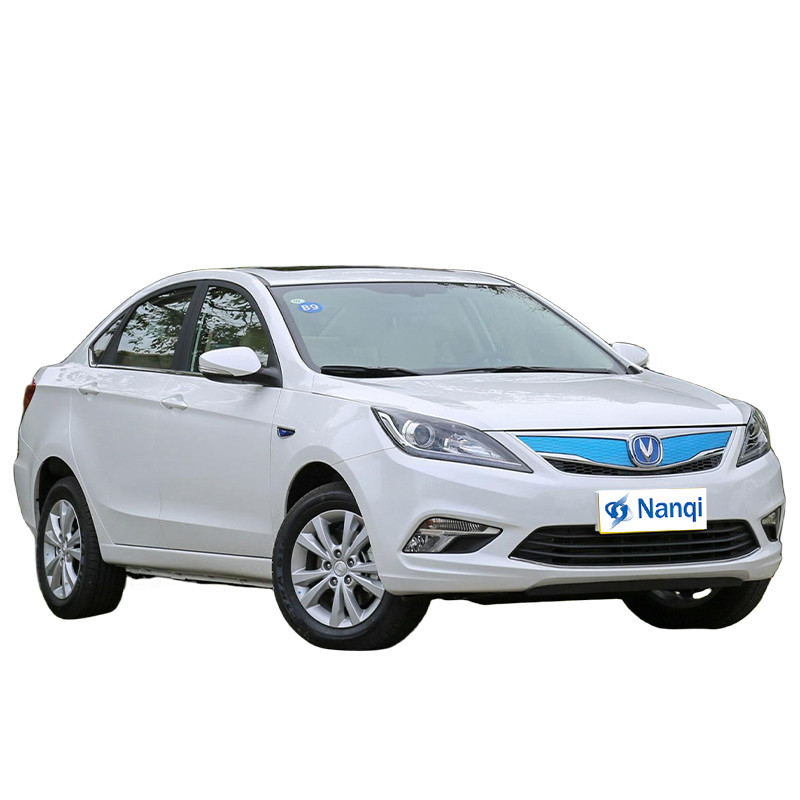 Changan EADO EV 460 Nouvelle énergie voiture électrique 4 portes 5 places Notchback