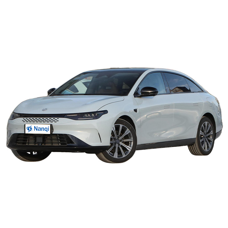 Mode Design LEAPMOTOR C01 Voiture électrique pure Moyenne et grande taille