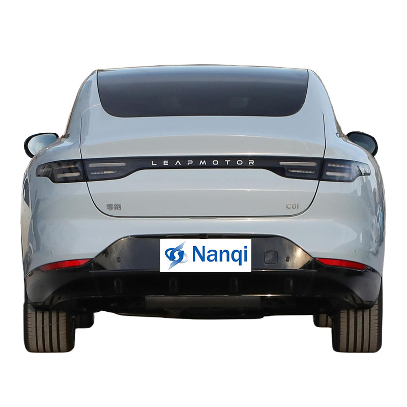 Mode Design LEAPMOTOR C01 Voiture électrique pure Moyenne et grande taille