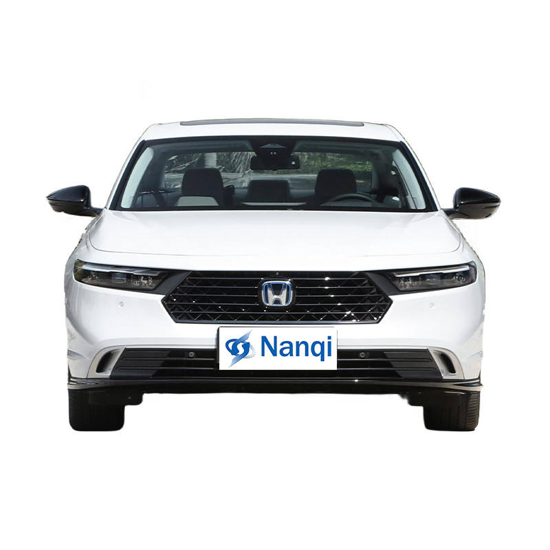 Honda Accord PHEV Véhicule électrique hybride de taille moyenne 4 portes 5 sièges berline