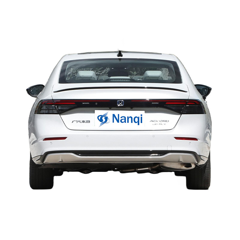Honda Accord PHEV Véhicule électrique hybride de taille moyenne 4 portes 5 sièges berline
