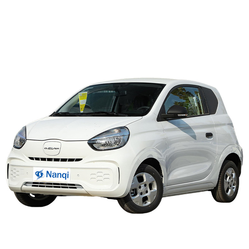 ROEWE CLEVER Petite voiture électrique 45P 3 portes 4 places avec écran LCD 9 