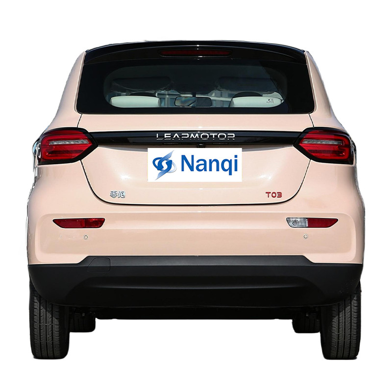 Plus de ventes Famous LEAPMOTOR Lingpao T03 édition de conduite avant Pure Electric Mini Car véhicules à énergie nouvelle voiture EV
