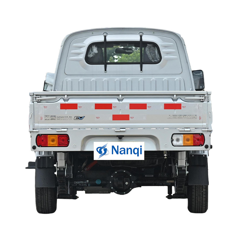 Wuling Rongguang mini camion électrique 2 portes 2 places rangée simple confortable