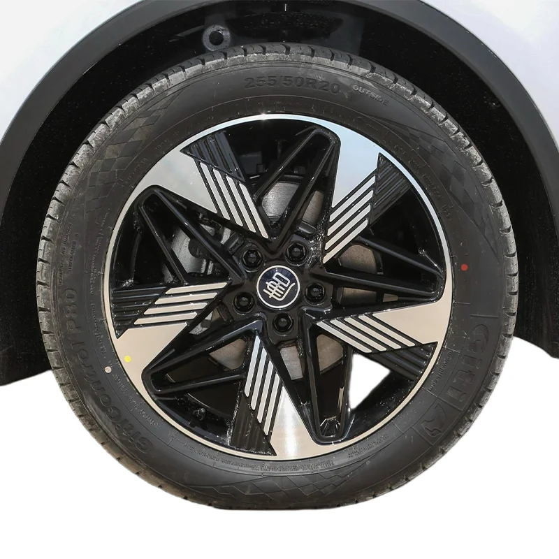 SUV hybride à moteur unique BYD Tang 7 places 5 portes SUV moyen